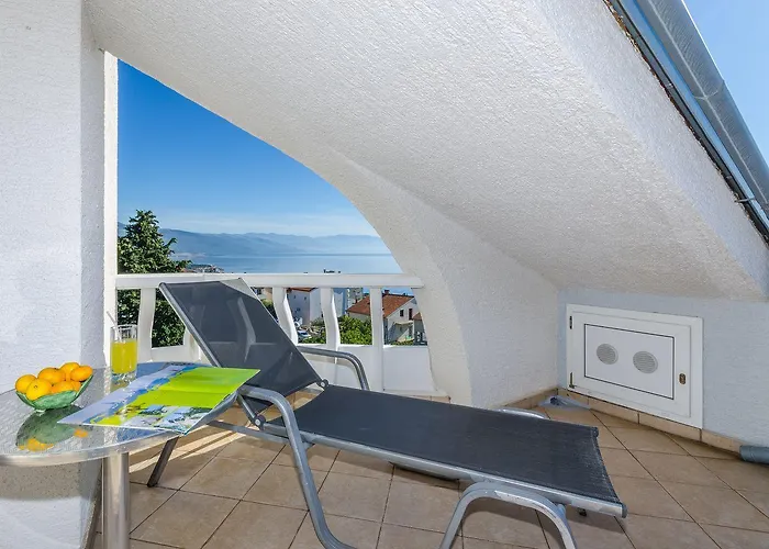 Traumhaftes Mit Beeindruckendem Meerblick Und Mediterranem Garten Daire